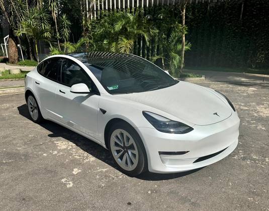 TESLA MODEL 3 ELÉTRICO AWD LONG RANGE PERFORMANCE TESLA MODEL 3 ELÉTRICO AWD LONG RANGE PERFORMANCE